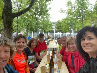 Nordic-Walking-Gruppe beim „Heel Lauf 2022“