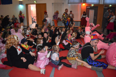 Großer Ansturm bei der Faschingsdisco für Kinder